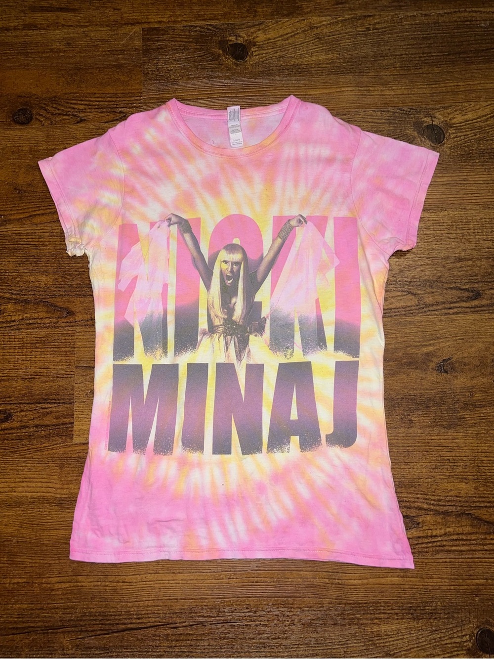 Nicki Minaj Pink Friday Y2K Tie Dye Rap Concert Graphic Cotton T-Shirt Size M